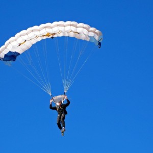 ayx体育ios-快船核心受伤比赛悬念升级，快船双核是谁