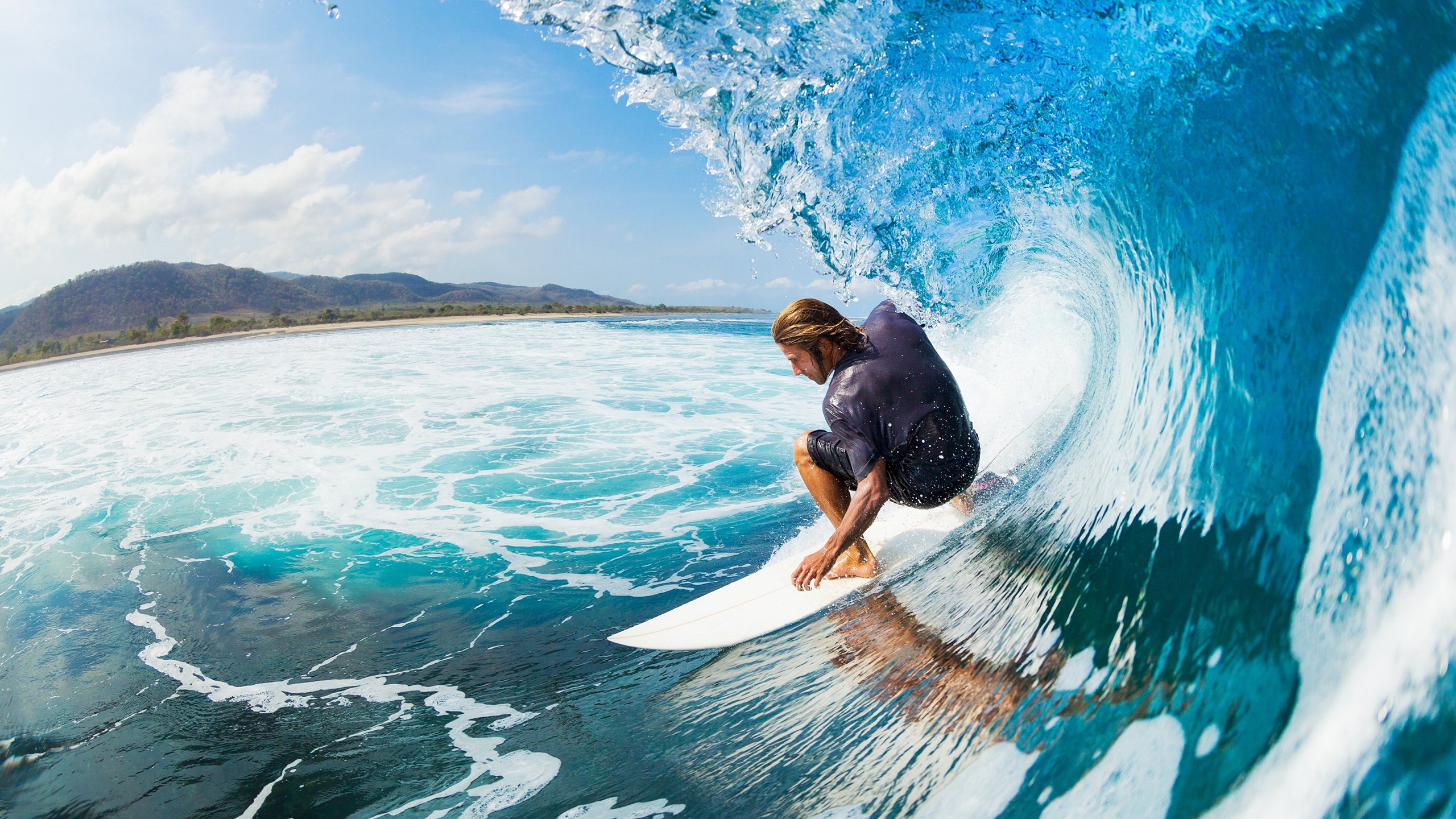 VR电竞体验区开放，感受未来电竞魅力！，vr电竞比赛视频